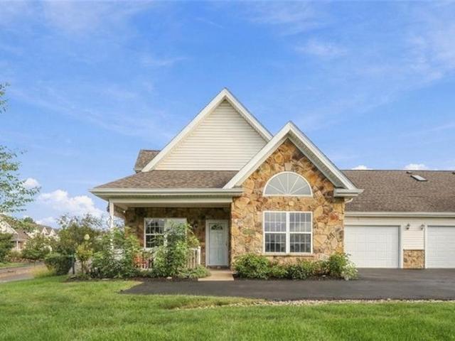 Condo for sale in Bakerstown, Pennsylvania