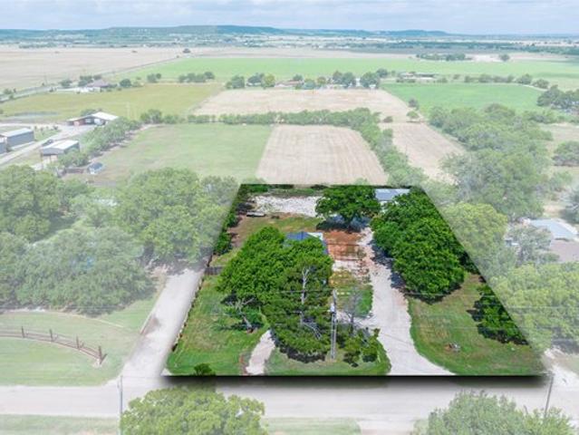 House for sale in Taylor, Texas