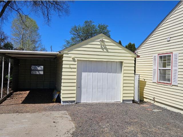 House for sale in Oregonia