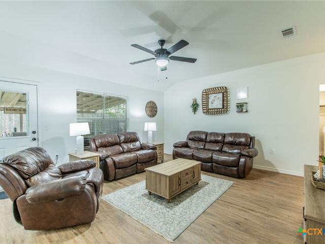 House for sale in Gatesville, Texas