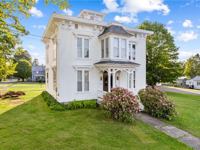 House for sale in Oneida, New York