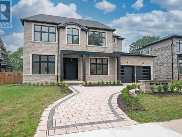 House for sale in Burlington, Ontario
