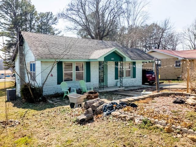 House for sale in Alton, Missouri
