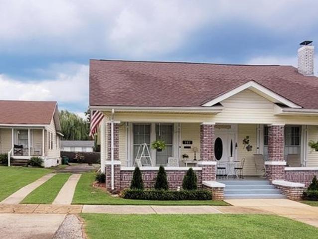 House for sale in Tuscumbia, Alabama