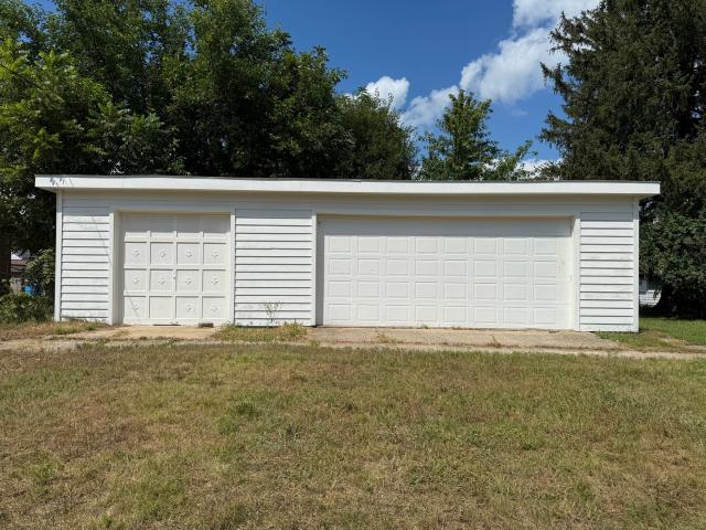 House for sale in Bureau, Illinois