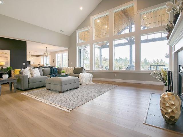 Property for sale in Castle Rock, Washington