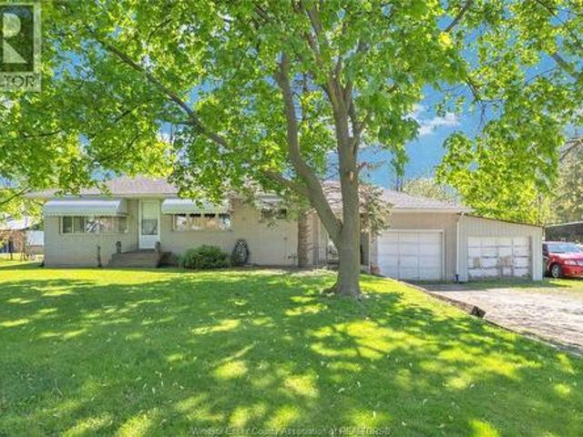 House for sale in Lakeshore, Ontario
