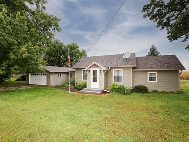 House for sale in Luther, Boone County