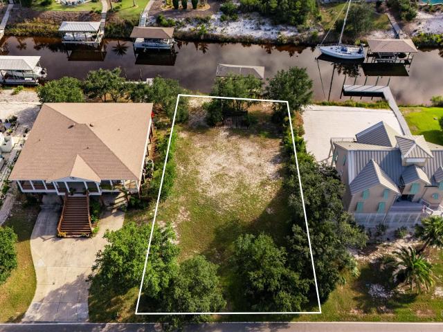 Land for sale in Orange Beach, Alabama