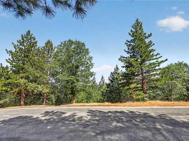 Land for sale in Green Valley Lake, California