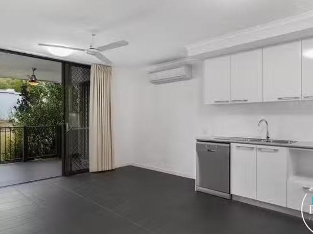 Apartment for rent in Belgian Gardens, Queensland