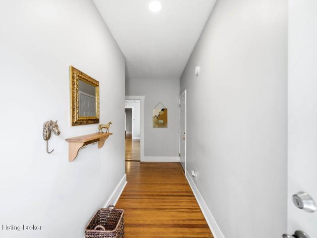 House for sale in Louisville, Jefferson County