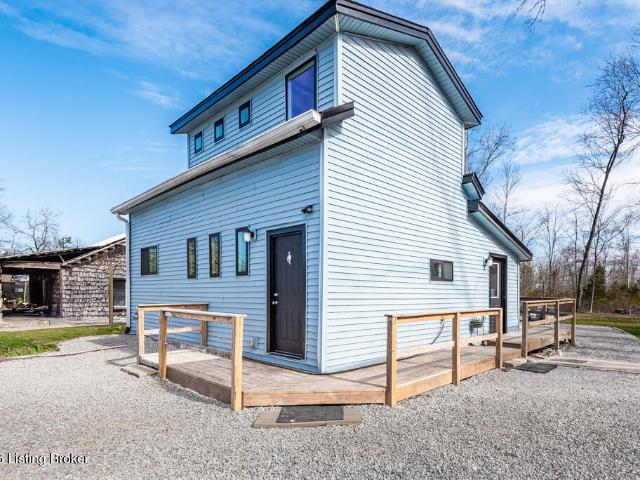 House for sale in Shepherdsville, Kentucky