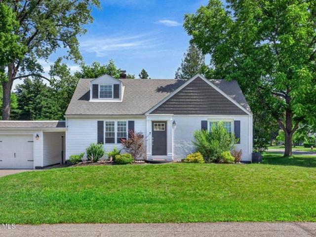 House for sale in Schenectady, New York