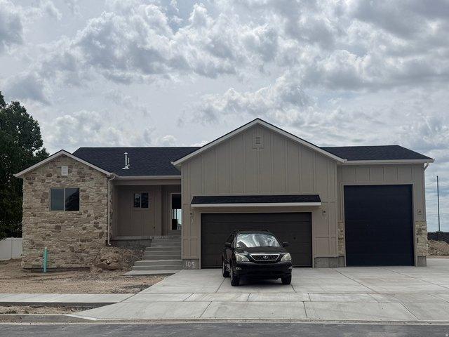House for sale in Syracuse, Utah