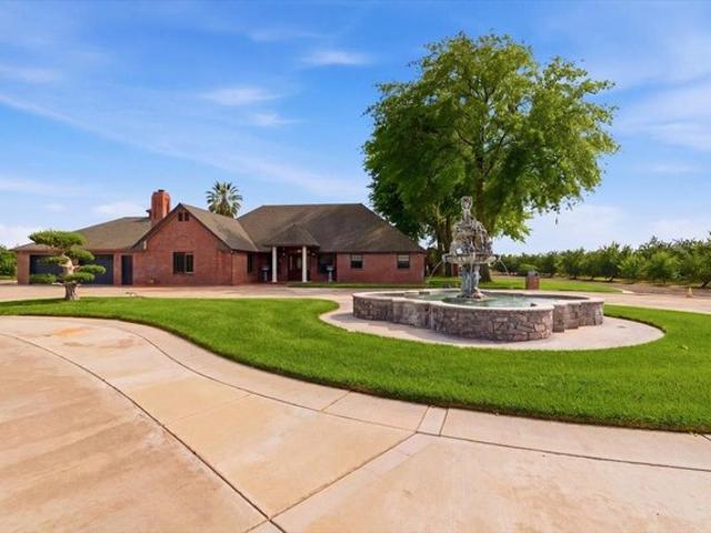 House for sale in Oakdale, California