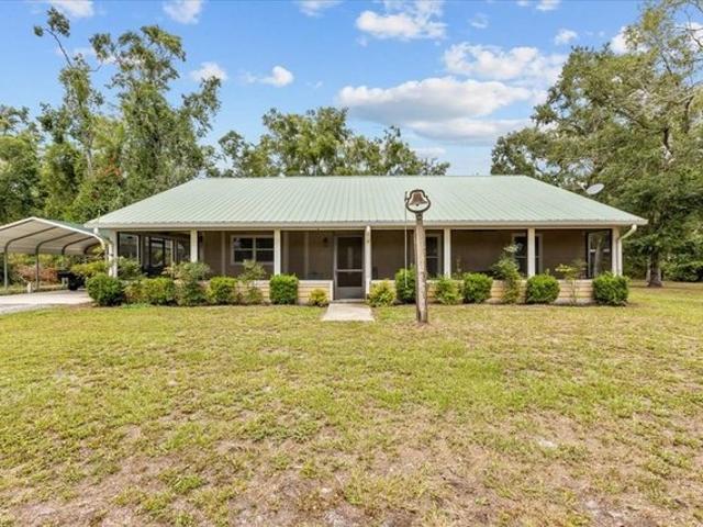 House for sale in Dixie, Florida