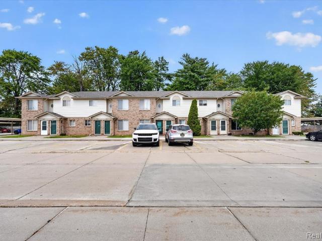 Condo for sale in Roseville, Michigan
