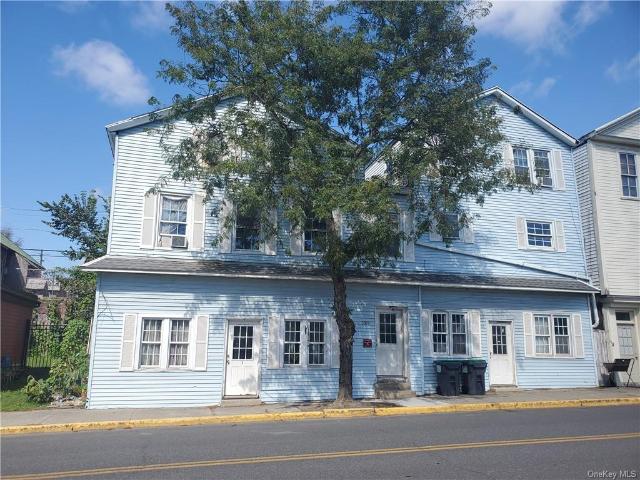 House for sale in Kinderhook, New York
