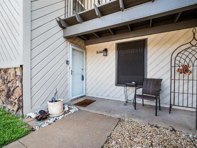 Condo for sale in Strawn Condo for sale in Strawn