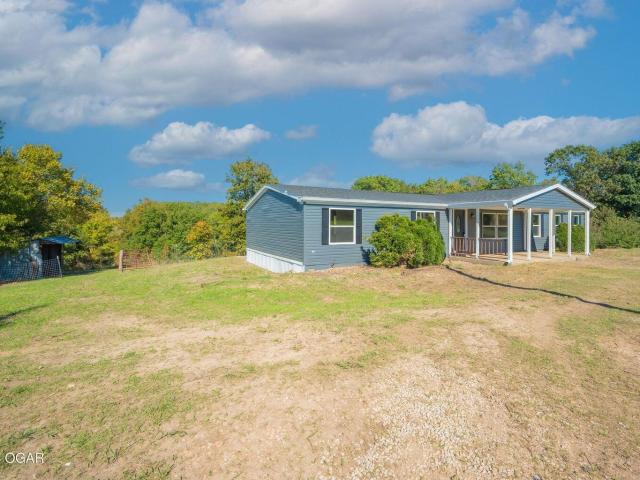 House for sale in Anderson, McDonald County
