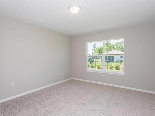 Property for sale in Oxford, Florida