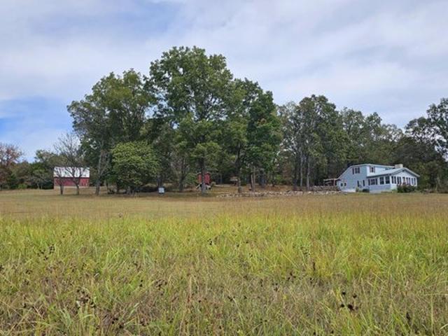 House for sale in Drury, Douglas County