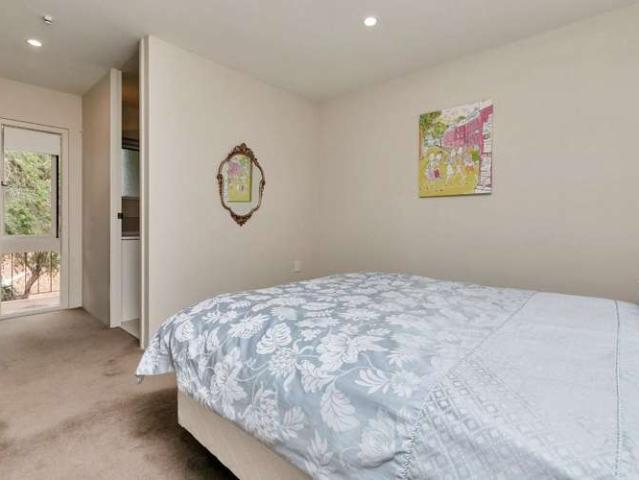 Apartment for rent in Whangaparaoa, Oroua County