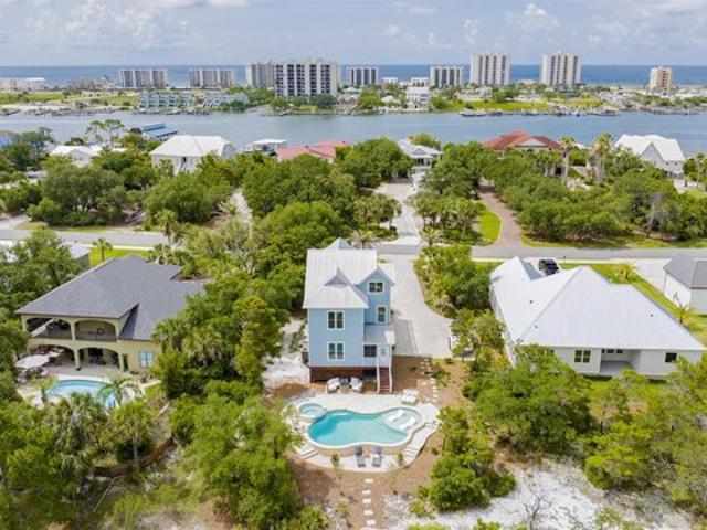 House for sale in Orange Beach, Alabama