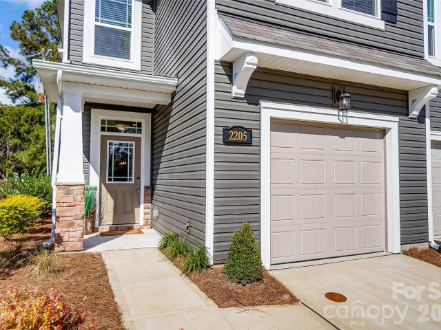 Townhouse for sale in Royal Oaks, Kannapolis