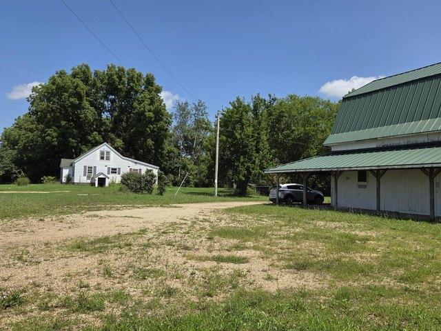House for sale in Paw Paw, Van Buren County