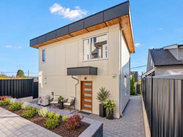 Townhouse for sale in Hastings-Sunrise, Vancouver