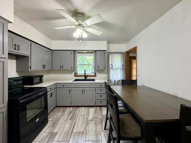House for sale in Clinton, Iowa