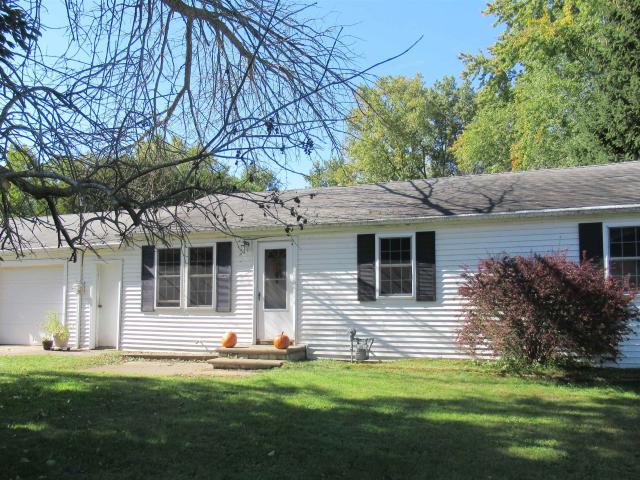 House for sale in Suamico, Brown County