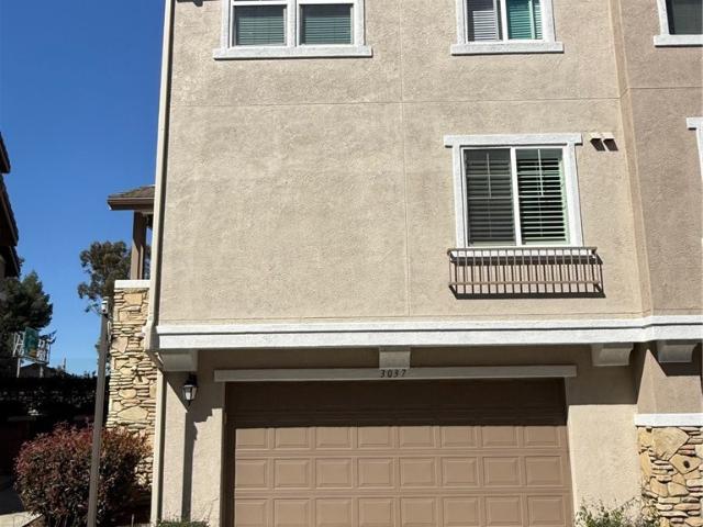 Townhouse for sale in Santee, California