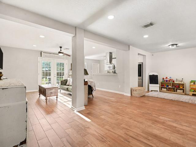 House for sale in Dickinson, Texas