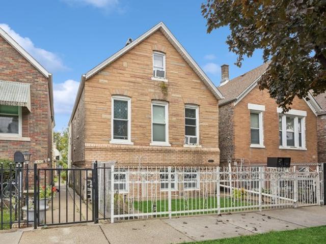 House for sale in Chicago, Cook County