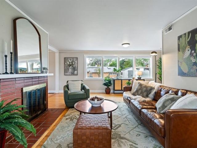 House for sale in Los Alamos, New Mexico
