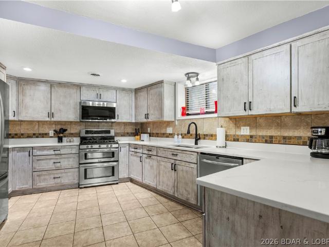 House for sale in Gravois Mills, Missouri