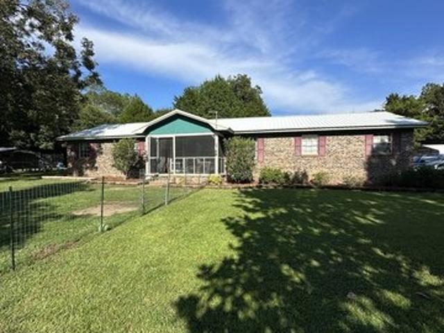 House for sale in Elberta, Alabama
