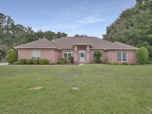 House for sale in Pace, Florida