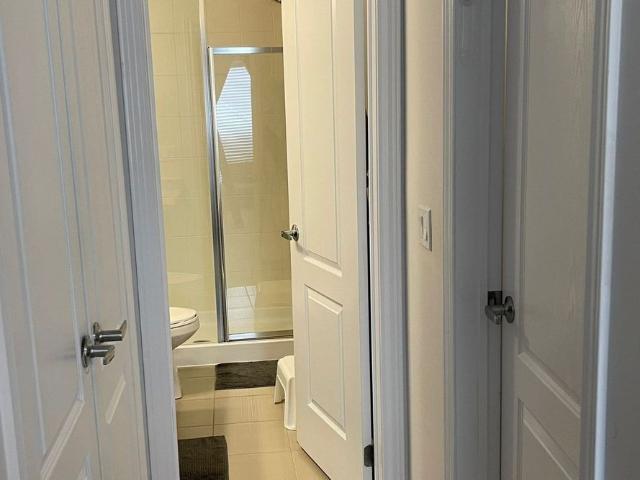 House for rent in Oakville, Golden Horseshoe