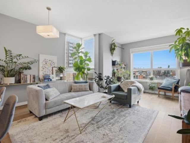 Condo for sale in Kensington BRZ, Calgary