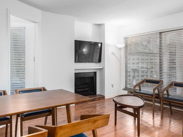 House for rent in Lower Robson, Vancouver