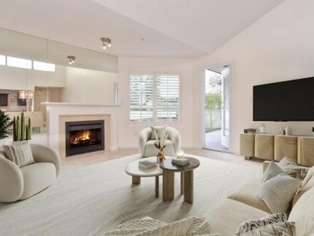 Apartment for sale in Surrey, British Columbia