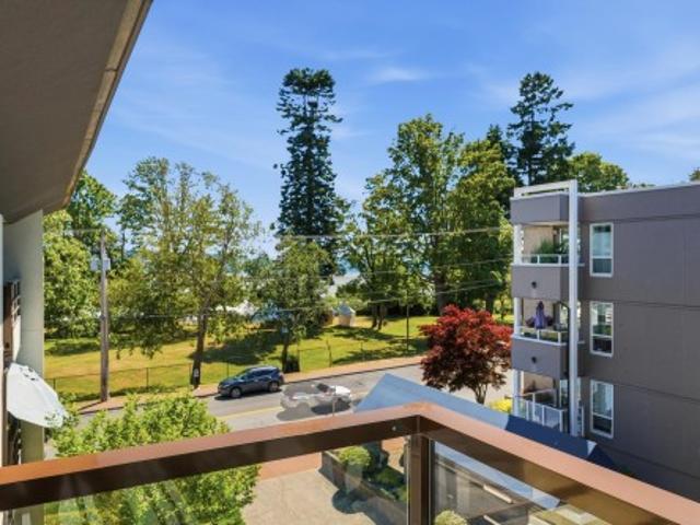 Property for sale in East Beach, White Rock