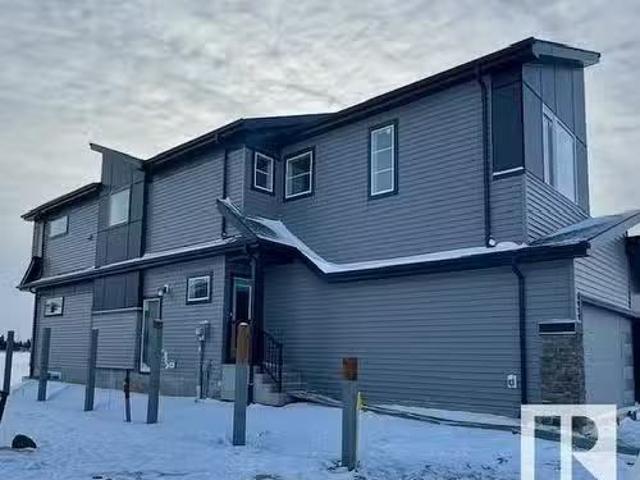 House for sale in Wedgewood, Alberta