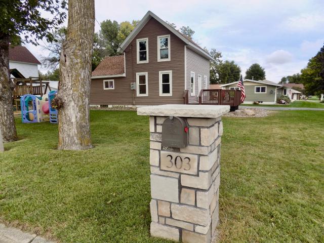 House for sale in Grand Meadow, Mower County