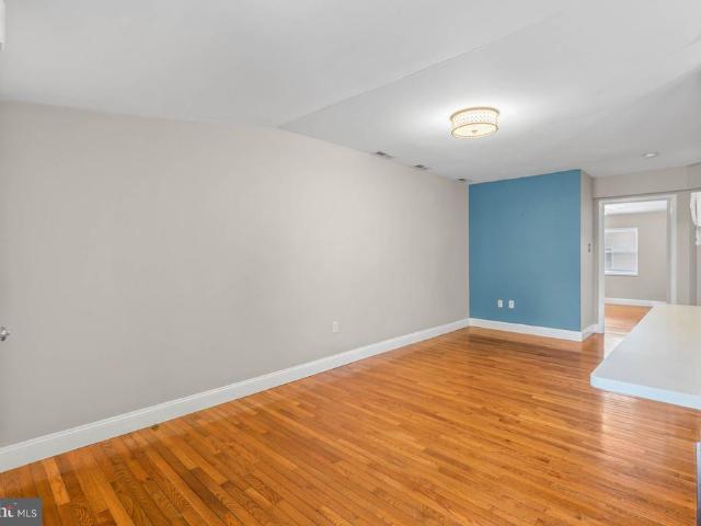 Condo for sale in Philadelphia, Pennsylvania