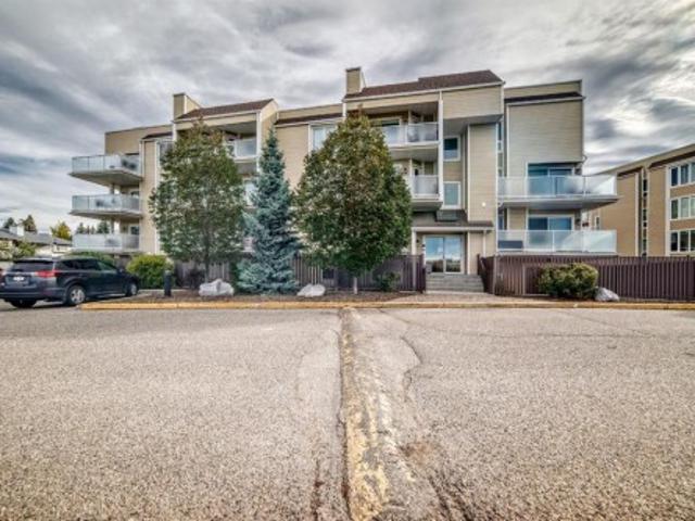 Condo for sale in Varsity, Calgary